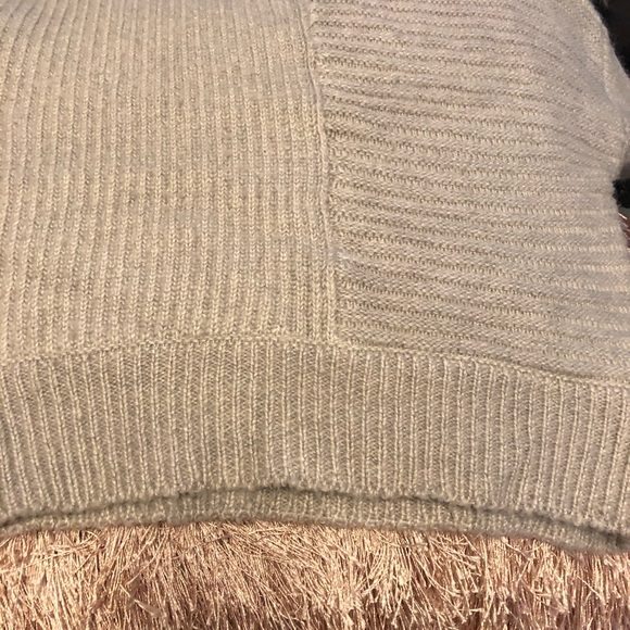 Bebe grey cropped knit sweater - Picture 8 of 8